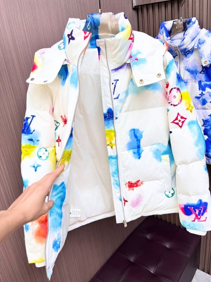 ルイ・ヴィトン「Louis Vuitton」‌ MONOGRAM PILLOW ダウンジャケット