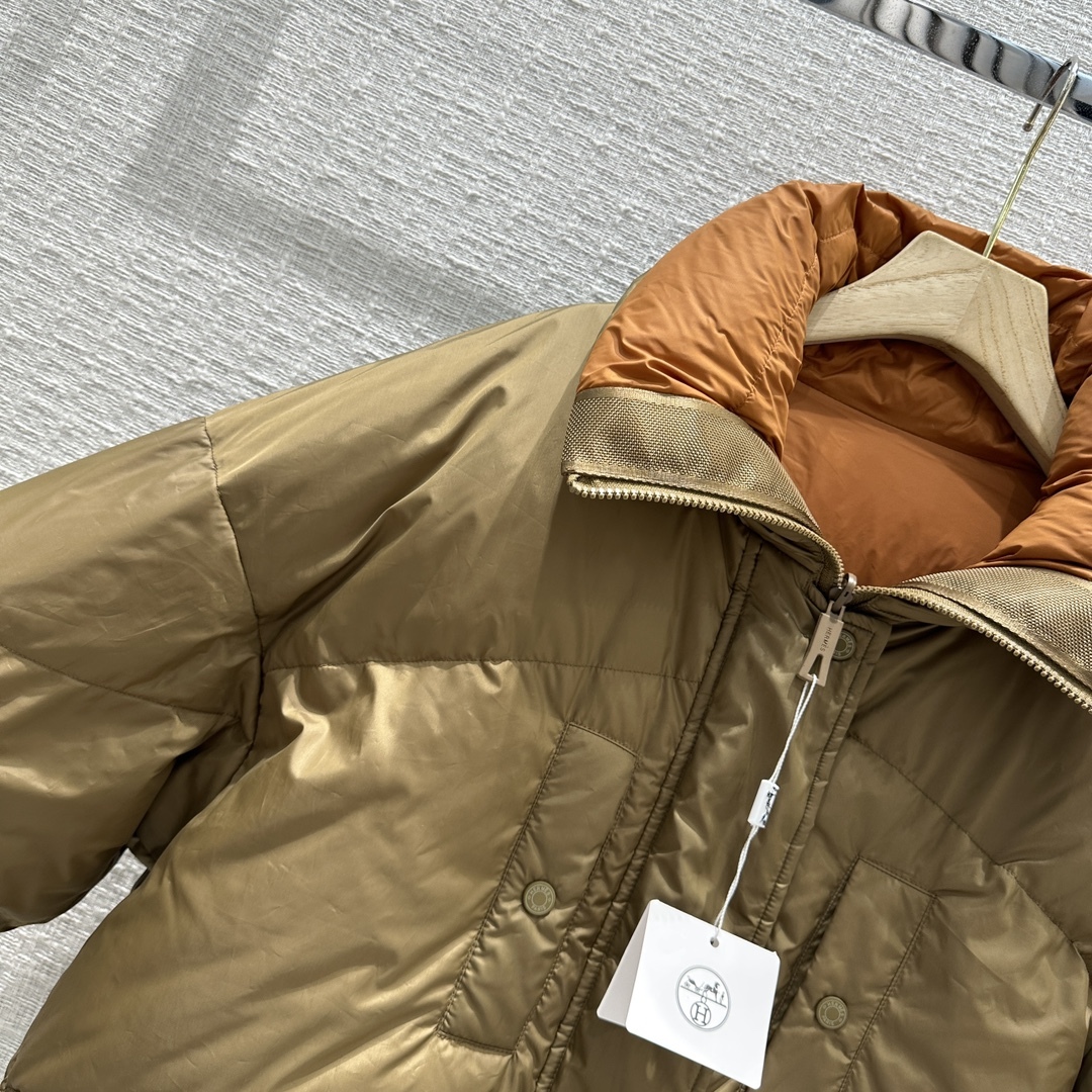 エルメス「Hermès」 2025秋冬 ダウンジャケット