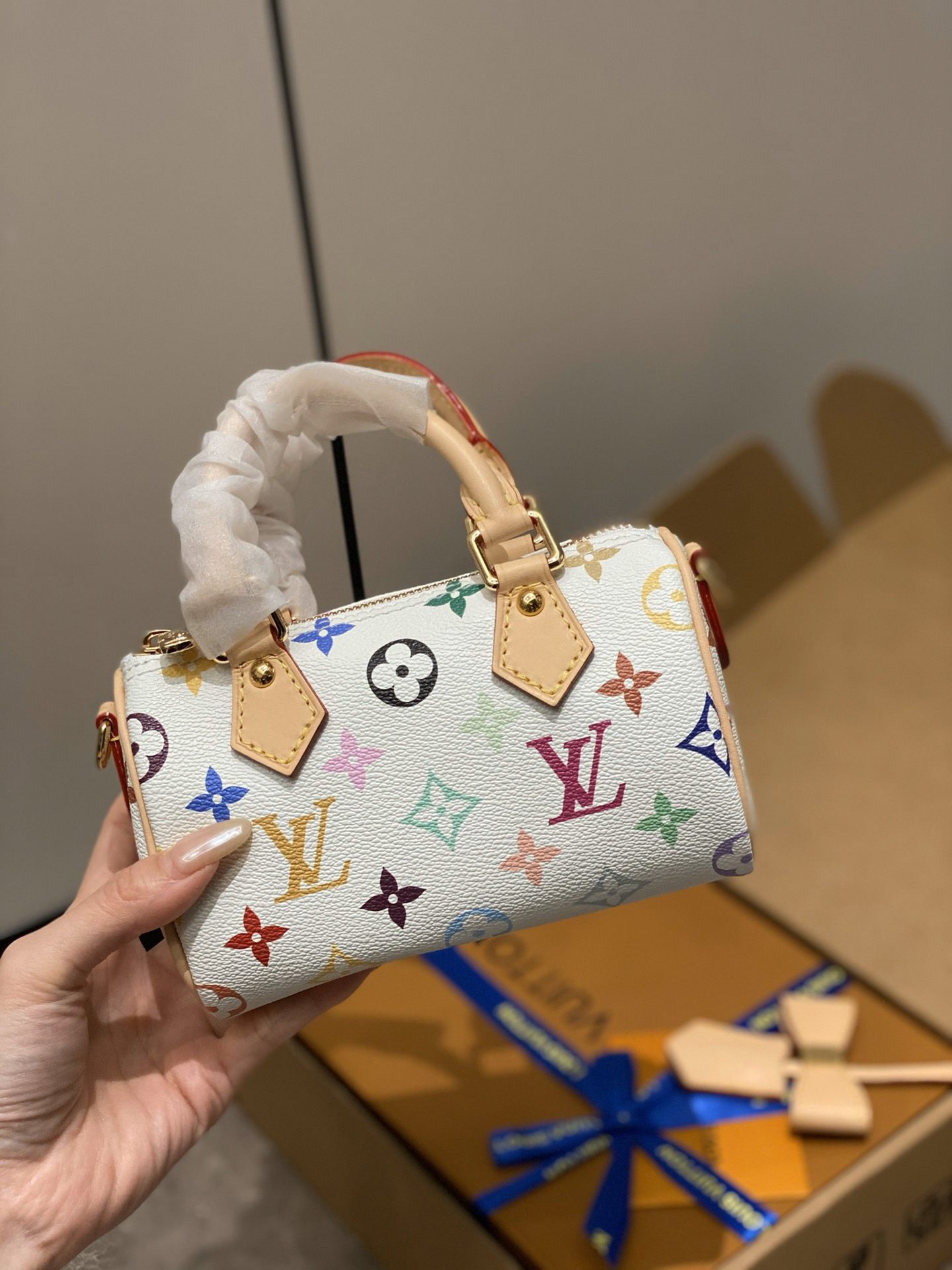 ルイ・ヴィトン「Louis Vuitton」ナノアルマ