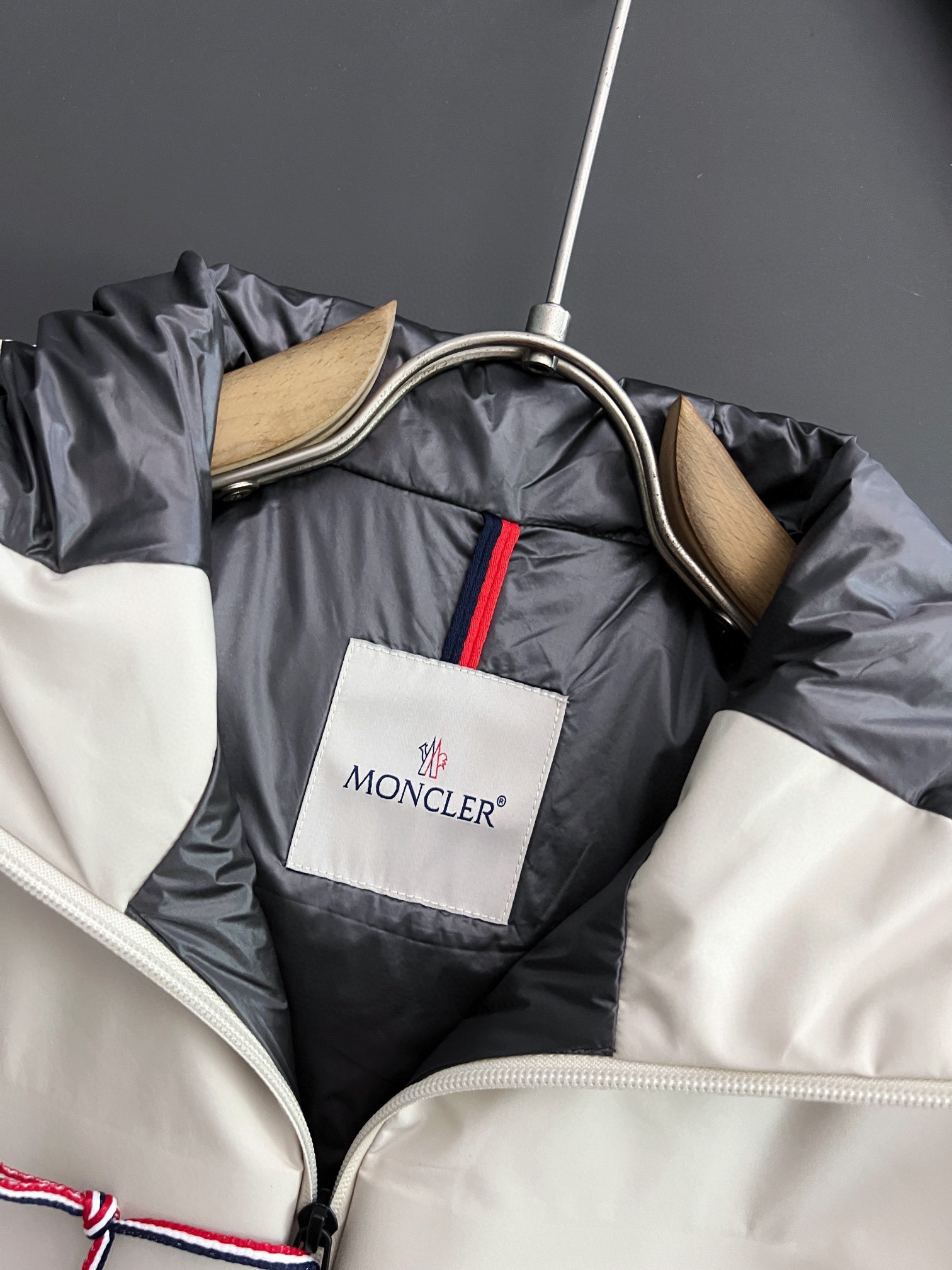 モンクレール「Moncler」 Grenoble 2024早秋 メンズジャケット