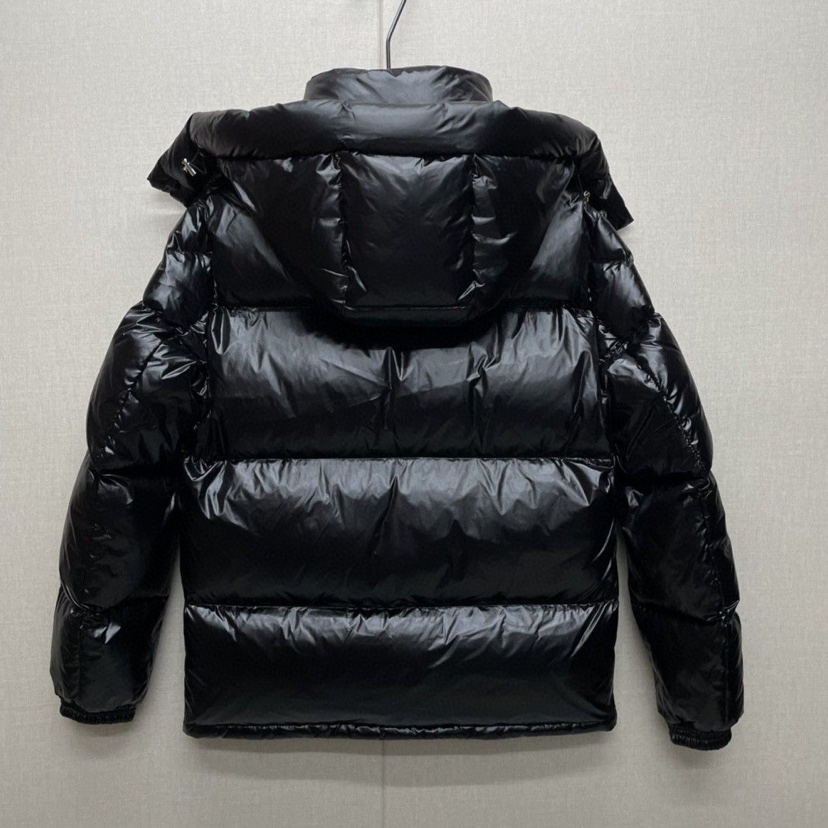 モンクレール「Moncler」 トリカラーテープ マヤ フード付きダウンジャケット