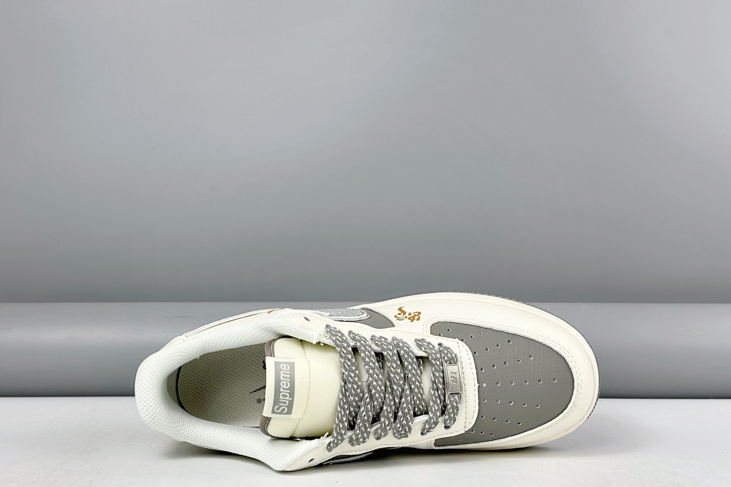 ナイキ「Nike」Supreme ク ロー カジュアルスニーカー