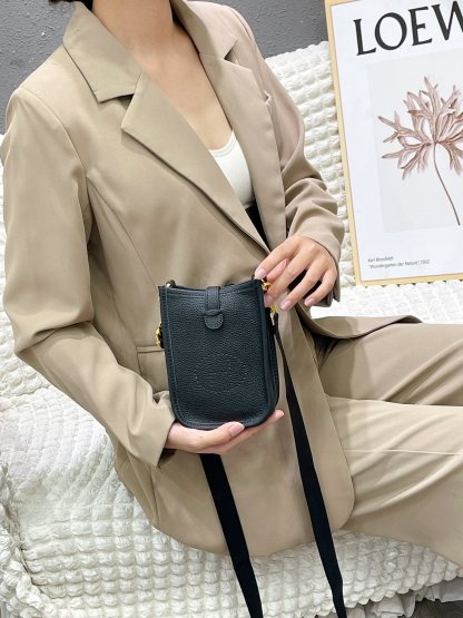 エルメス「Hermès」エブリン ミニ 12.5CM バッグ 15色「EVELYNE MINI BAG」