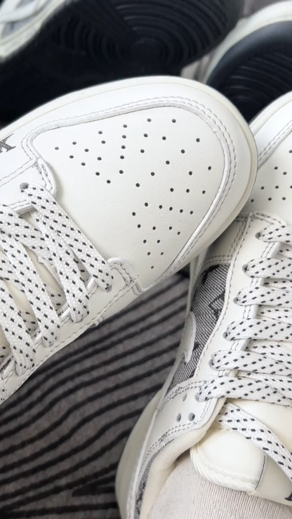 「コラボモデル」Louis Vuitton × Nike Air Force 1 Low by Virgil Abloh 