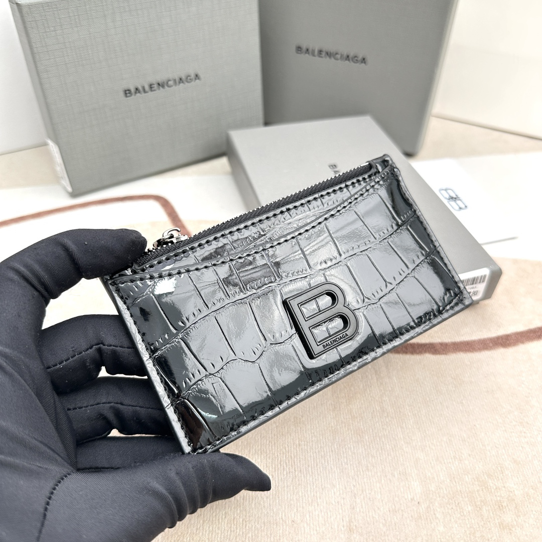 バレンシアガ Balenciagaコラボレーション クラシックウォレット 財布