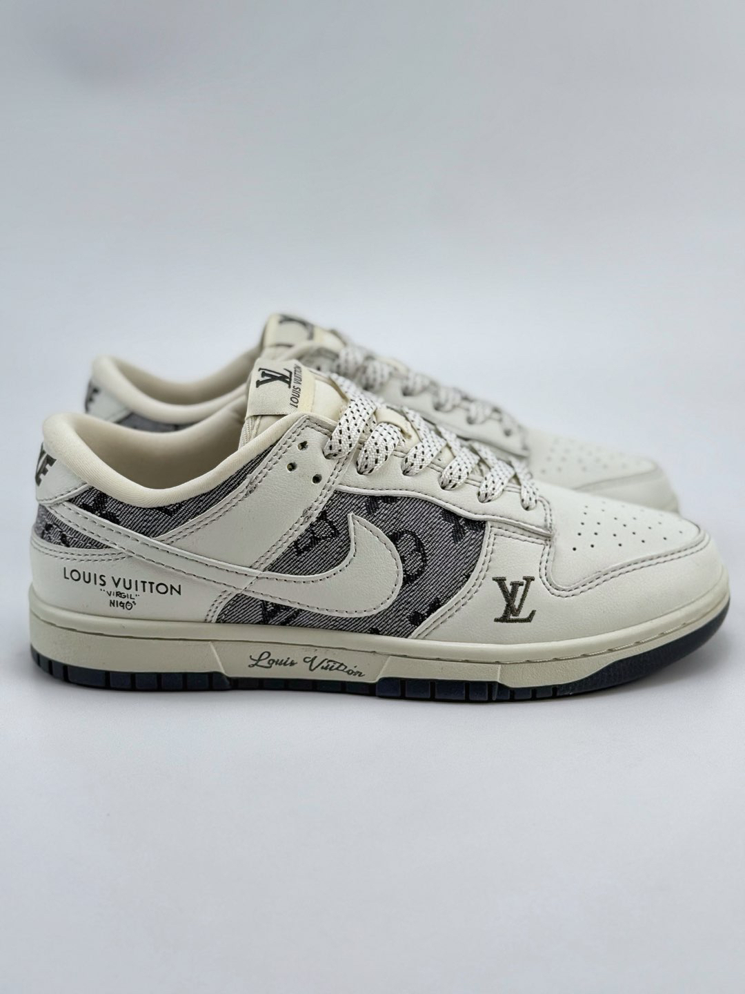 「コラボモデル」Louis Vuitton × Nike Air Force 1 Low by Virgil Abloh 