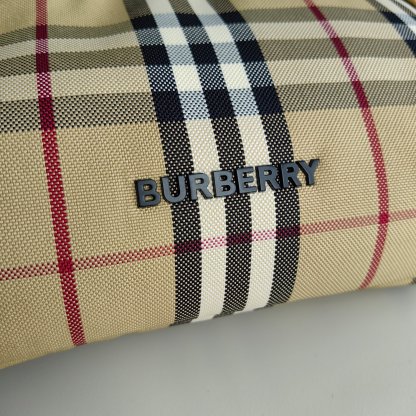 バーバリー「Burberry」ストリート 黄白ウエストバッグ