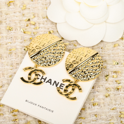 シャネル「Chanel」ラウンドCC ピアス