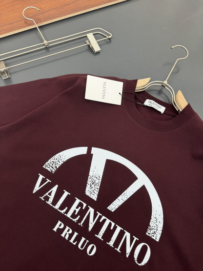 ヴァレンティノ「Valentino」‌2025 サマーコレクション ラウンドネック プリント ショートスリーブTシャツ
