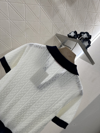 ヴァレンティノ「Valentino」チェリーニット開襟半袖