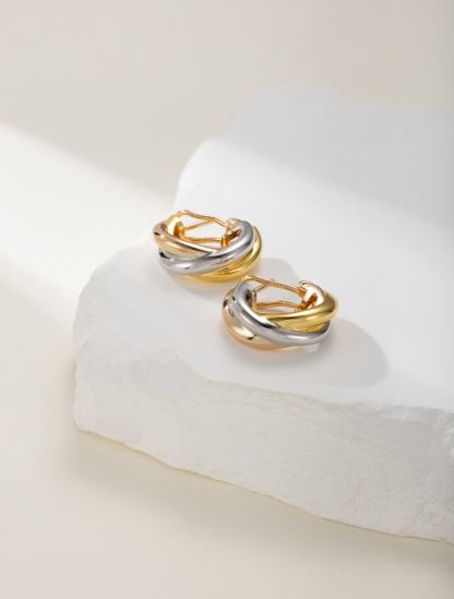 ティファニー「Tiffany & Co.」T トライコロールフープピアス