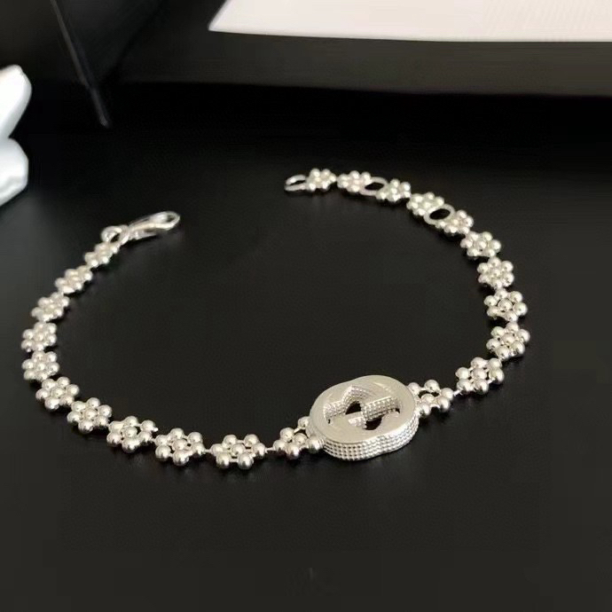 グッチ「Gucci」 スノーフレーク ダブルG ネックレス