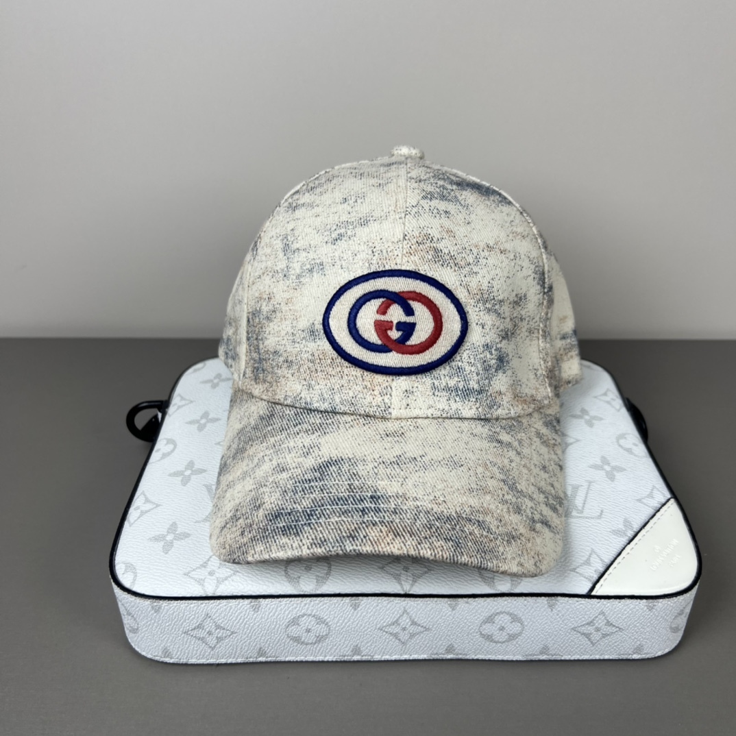 グッチ「Gucci」GGモノグラム ベースボールキャップ