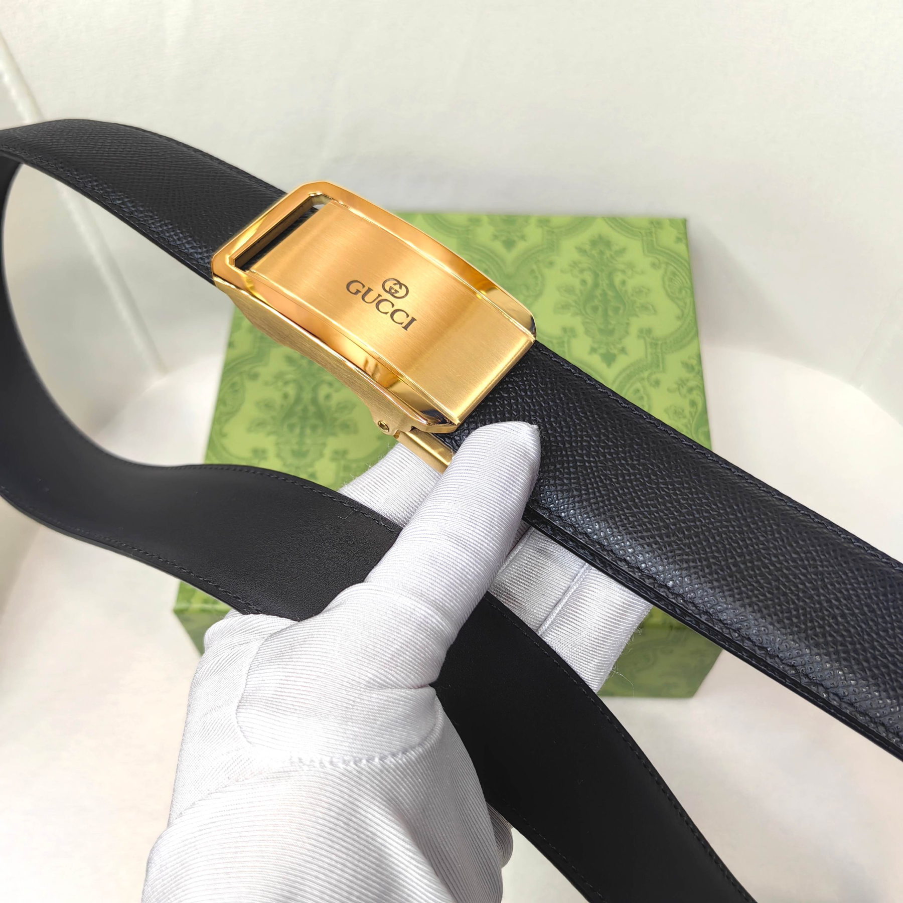 グッチ「Gucci」メンズ オートマチック ベルト100CM