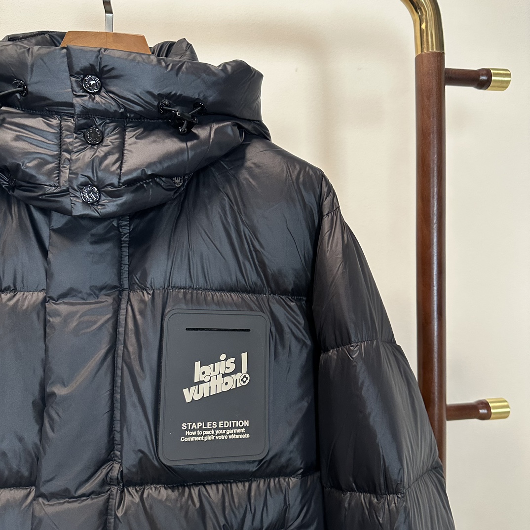 ルイ・ヴィトン「Louis Vuitton」‌ MONOGRAM PILLOW ダウンジャケット