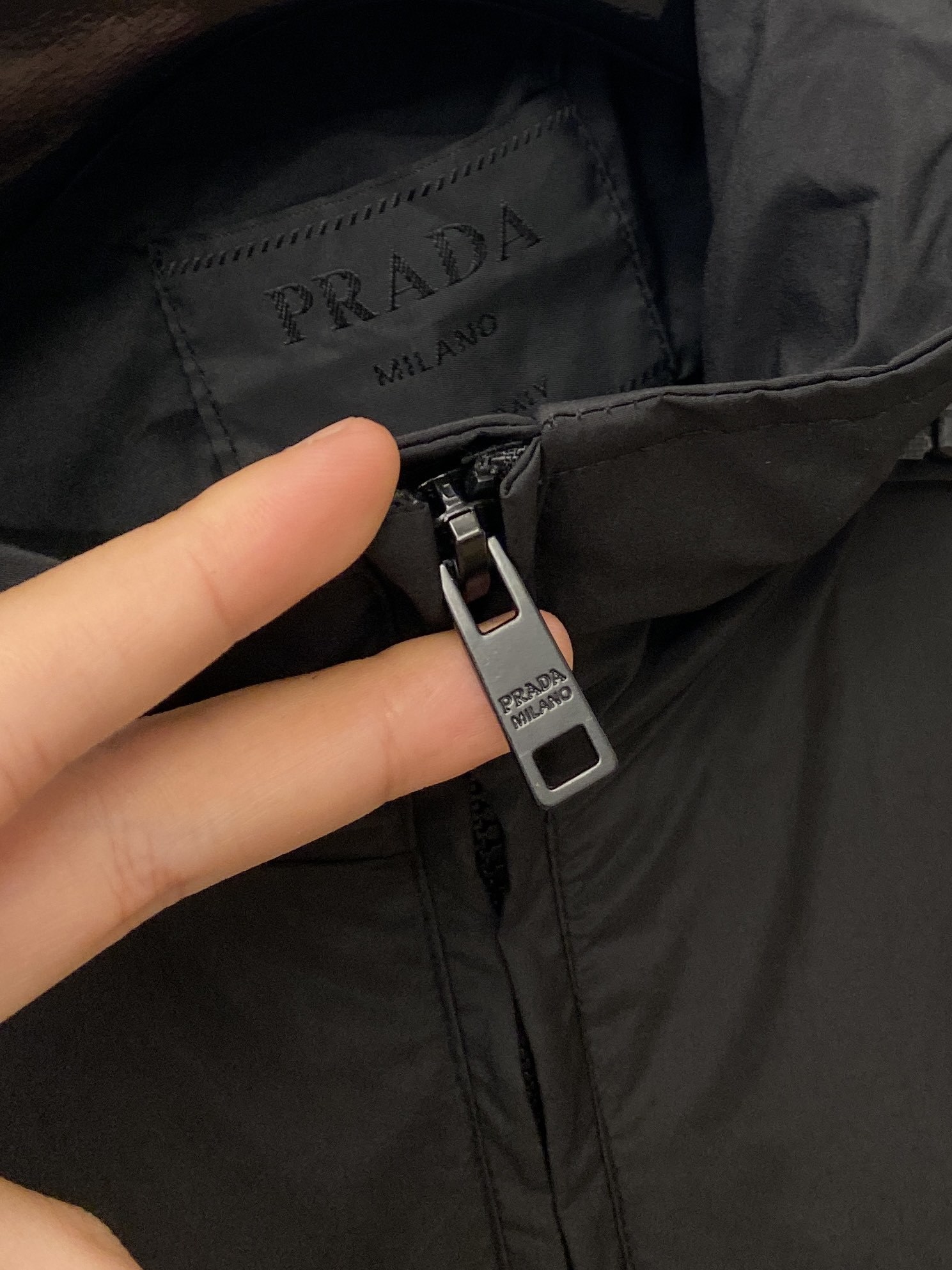 プラダ「Prada」2024秋冬 メンズ スタンドカラージャケット