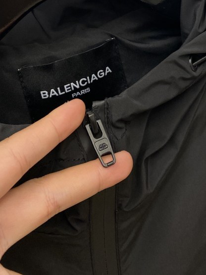 バレンシアガ「Balenciaga」2024年春夏 フレームロゴ デニムジャケット