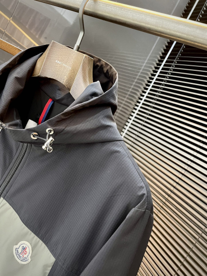 モンクレール「Moncler」最新春と秋のおしゃれなフードジャケット