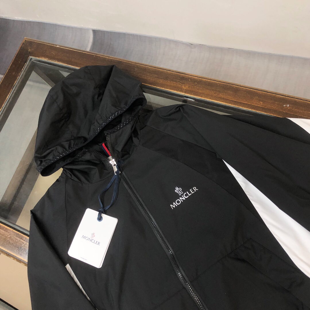 モンクレール「Moncler」2024早春 ブラック＆ホワイトカラーブロック トレンチコート風フードジャケット