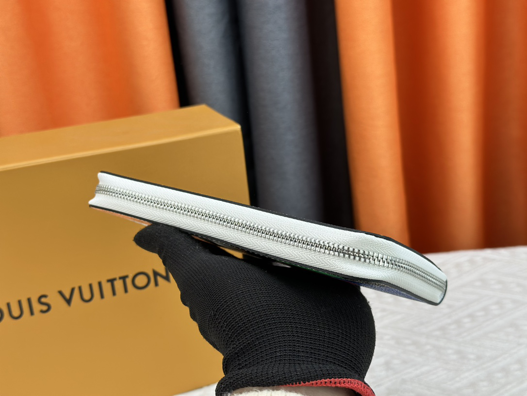 ルイ・ヴィトン「Louis Vuitton」ジッピーウォレット･ヴェルティカル