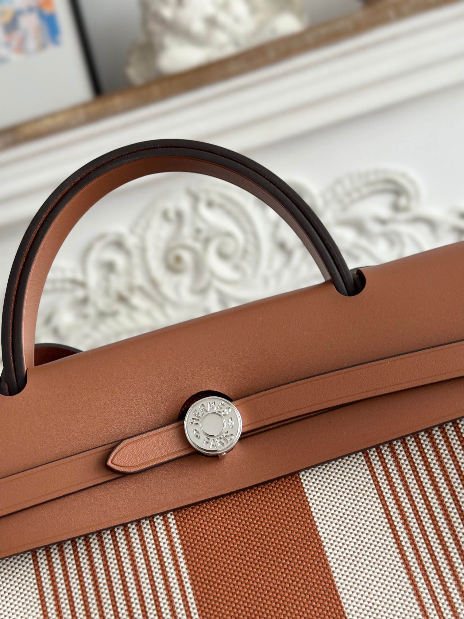 エルメス「Hermès」ハーバッグ ジップ31 鋲打ちトートバッグ「Herbag Zip 31 hobnailed」