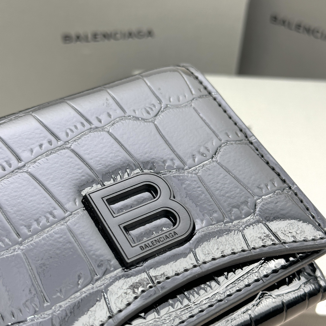 バレンシアガ 「Balenciaga」 クラシックウォレット 財布