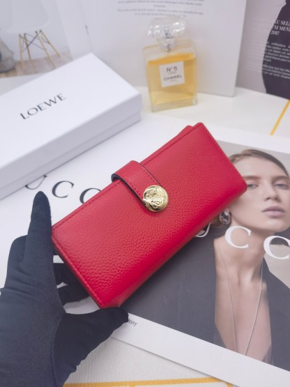 ロエベ「LOEWE」ぺブル バーティカル ウォレット ミディアム