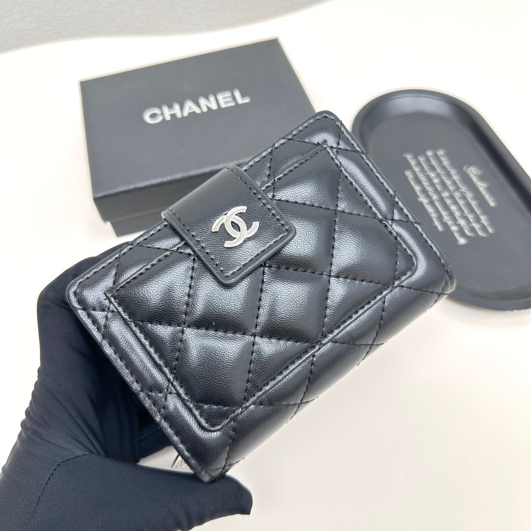 シャネル「Chanel」財布 多機能な小さな財布！