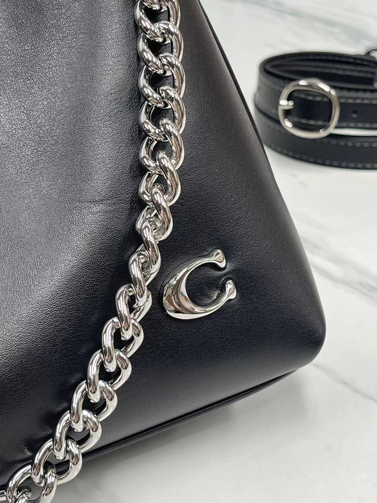 コーチ(Coach) ジュリエット ショルダー バッグ 25 CW640