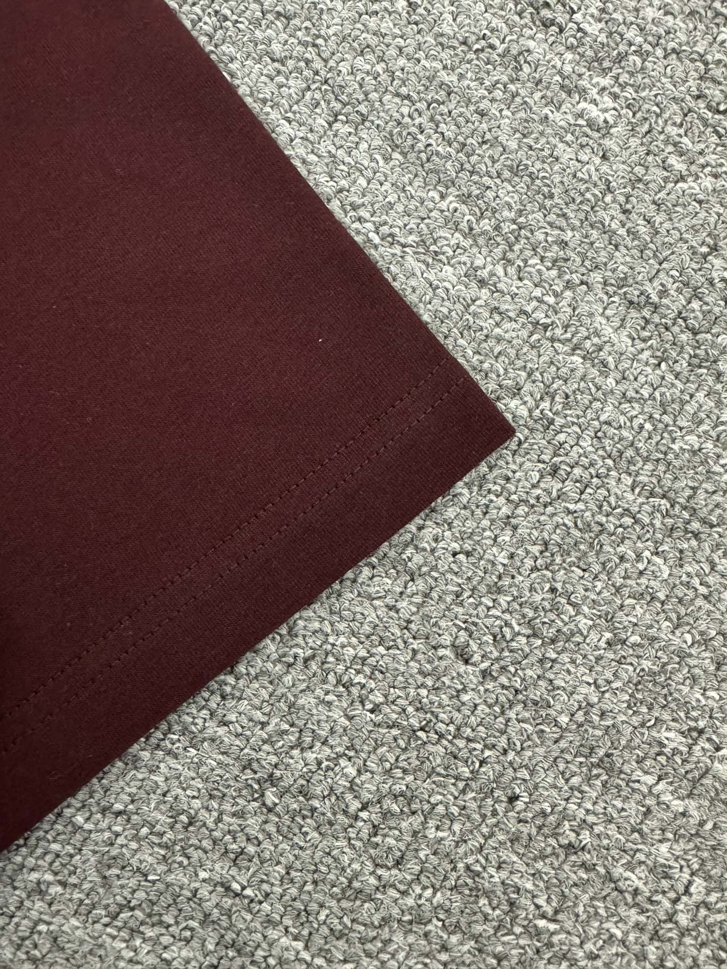 ヴァレンティノ「Valentino」‌2025 サマーコレクション ラウンドネック プリント ショートスリーブTシャツ