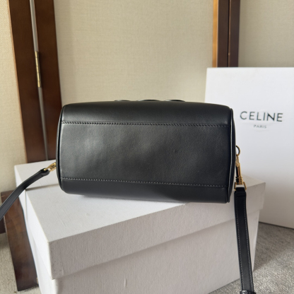 セリーヌ(Celine)スモール ボストン / スムースカーフスキン