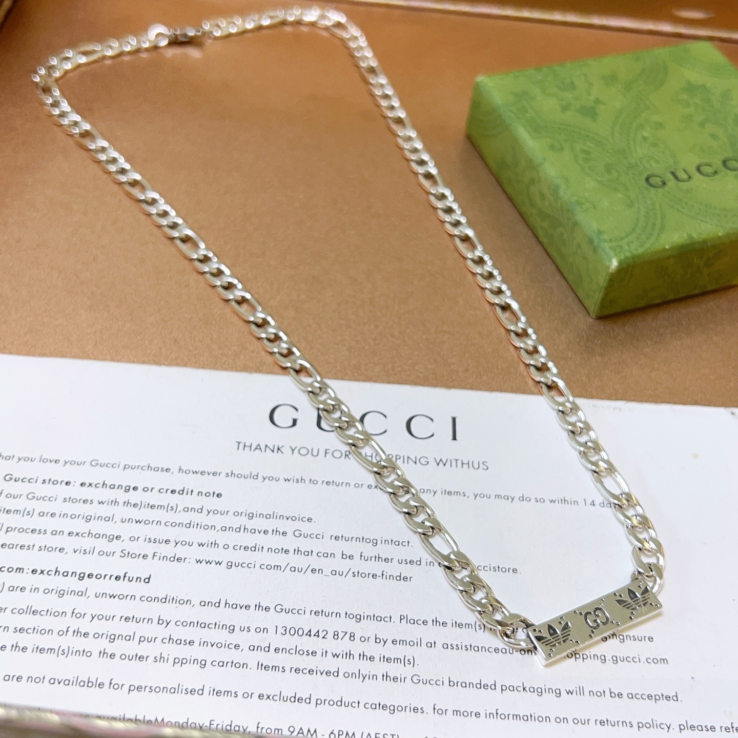 グッチ「Gucci」 Anger Forest ダブルGペンダントネックレス