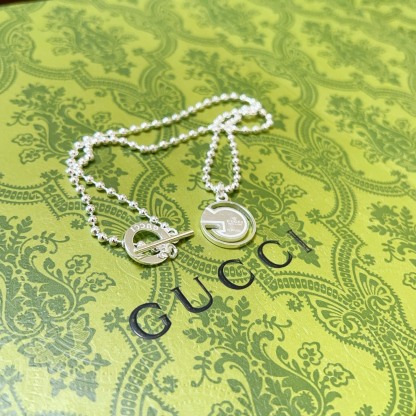 グッチ「Gucci」Anger Forest シルバーチェーンネックレス