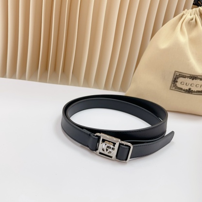 グッチ「Gucci」ダブルフェイス プレミアムレザー ベルト100CM