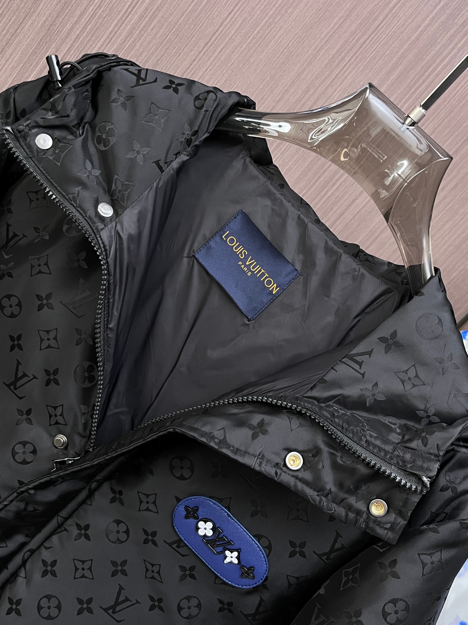 ルイ・ヴィトン「Louis Vuitton」‌ MONOGRAM PILLOW ダウンジャケット