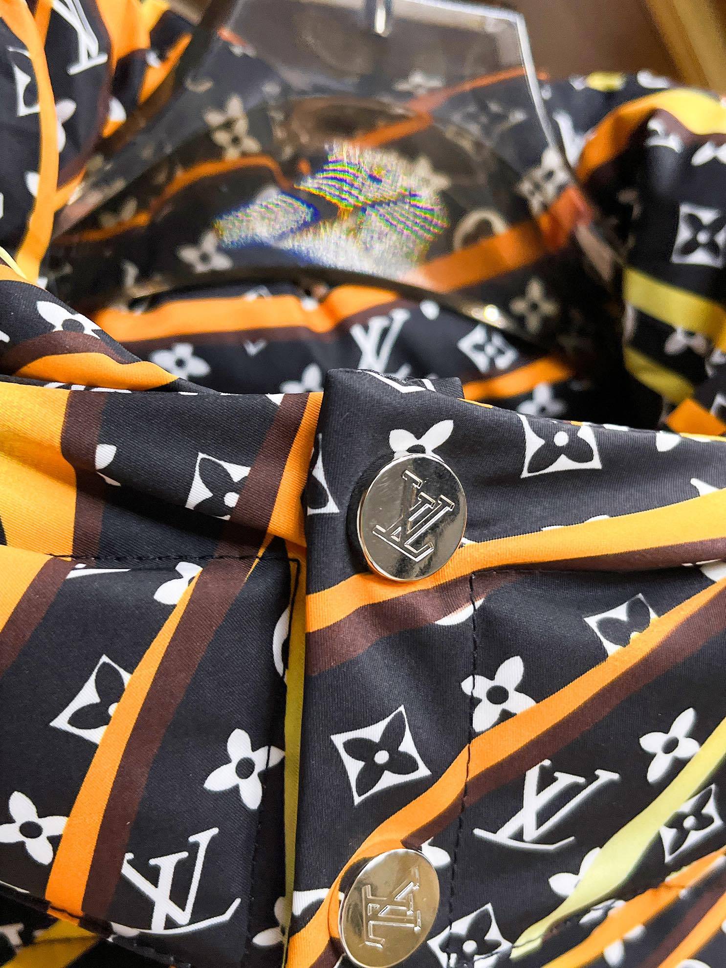 ルイ・ヴィトン「Louis Vuitton」‌ MONOGRAM PILLOW ダウンジャケット