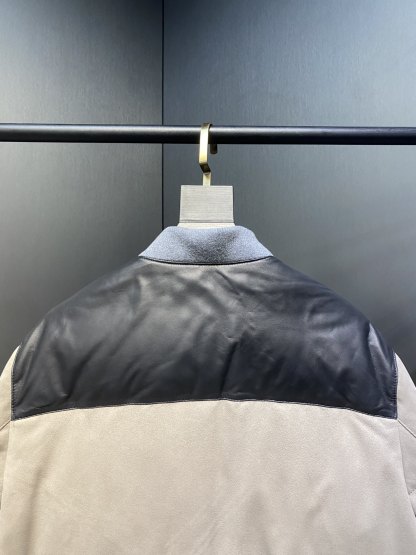 エルメス「Hermès」 2025秋冬 ダウンジャケット