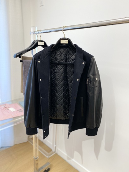 プラダ「Prada」2024 新作 PUレザー&ファブリック ミックスジャケット