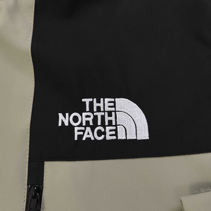 ザ・ノースフェイス「The North Face」エンブロイダーロゴ GORE-TEX ジャケット