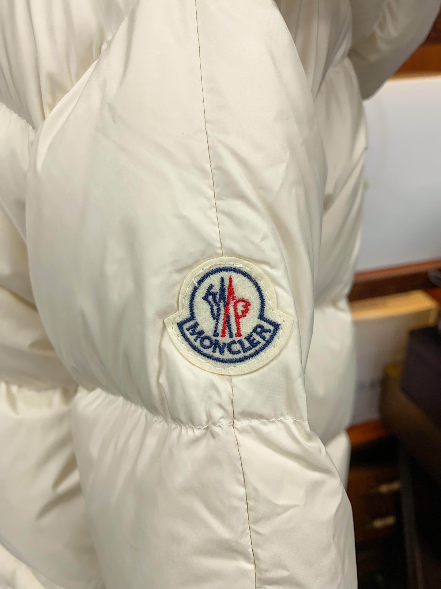 モンクレール「Moncler」 2025秋冬 タッチードファー ダウンブルゾン