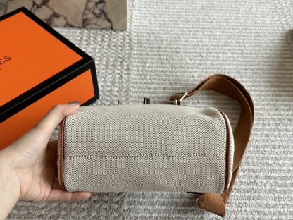 エルメス「Hermès」Hac a Dosバックパック 2色「日本未入荷」