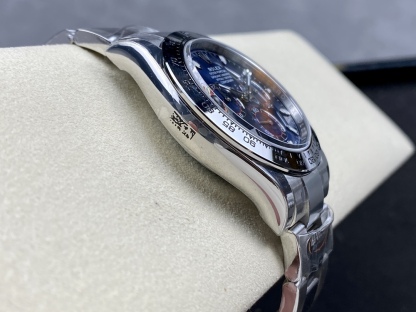 ロレックス「Rolex」Cosmograph Daytona Blue Dial 40mm