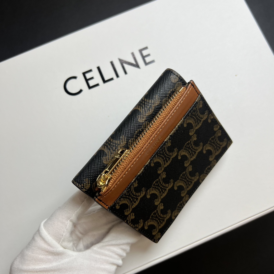 セリーヌ「Celine」スモール フラップウォレット トリオンフ / シャイニーカーフスキン