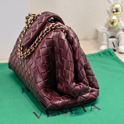 ボッテガ・ヴェネタ「Bottega Veneta」ローレン1980 レザーショルダーバッグ