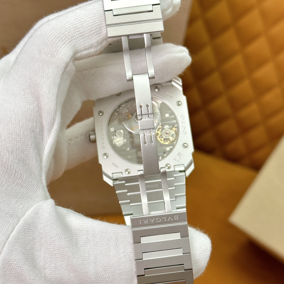 ブルガリ「Bvlgari」Octo 腕時計40MM