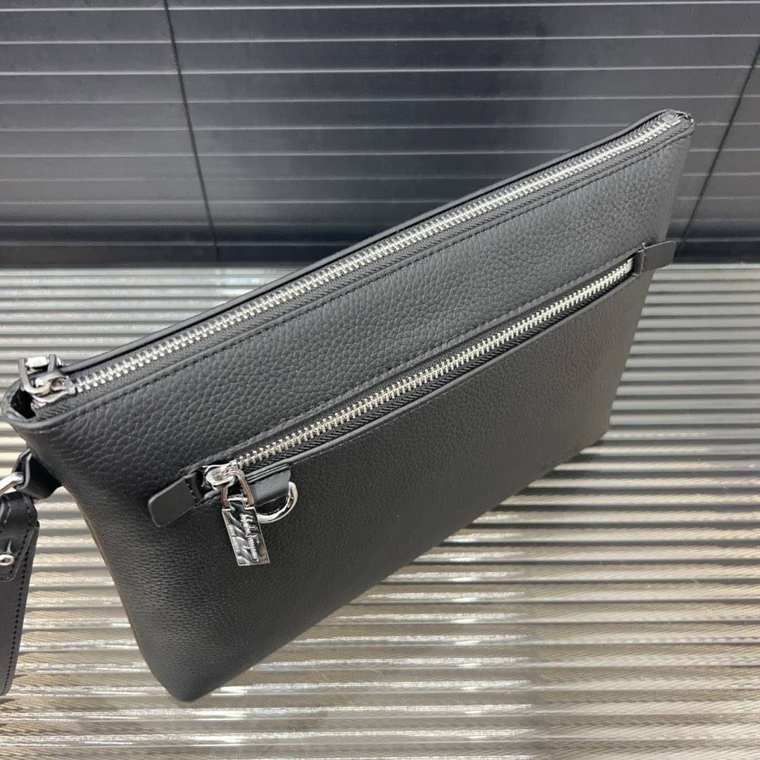 フェラガモ「Ferragamo」ソフトトート トップハンドルバッグ