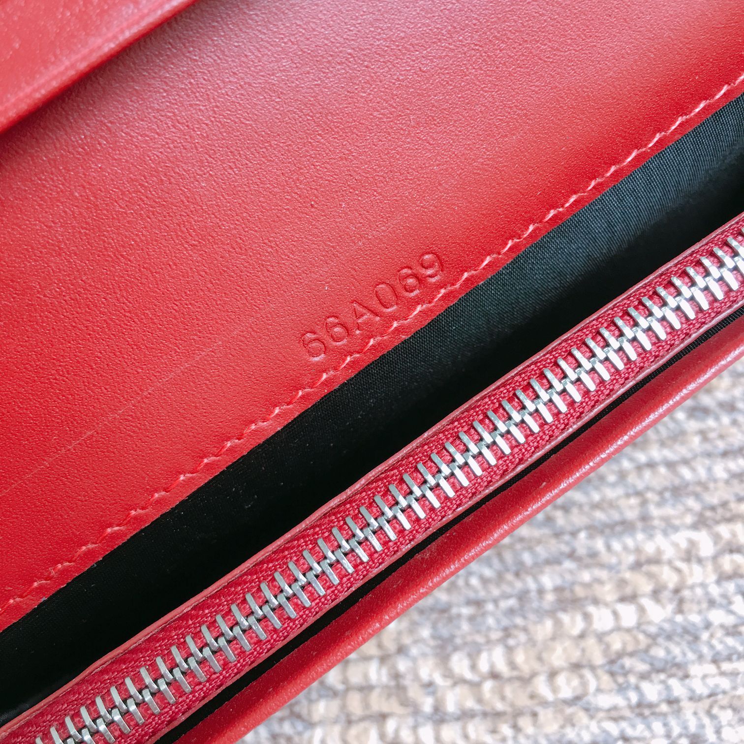 フェラガモ「Ferragamo」メンズビジネスウォレット