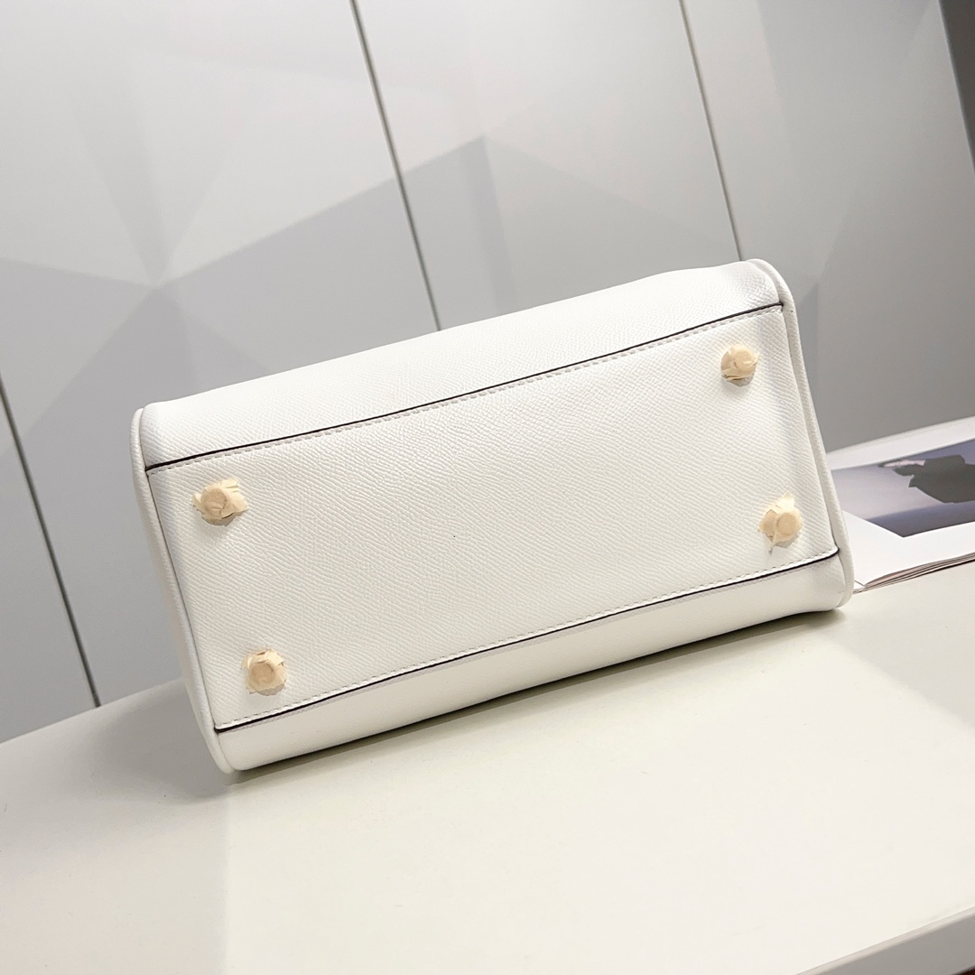 コーチ「Coach」 Rowan ラージサイズ ボストンバッグ