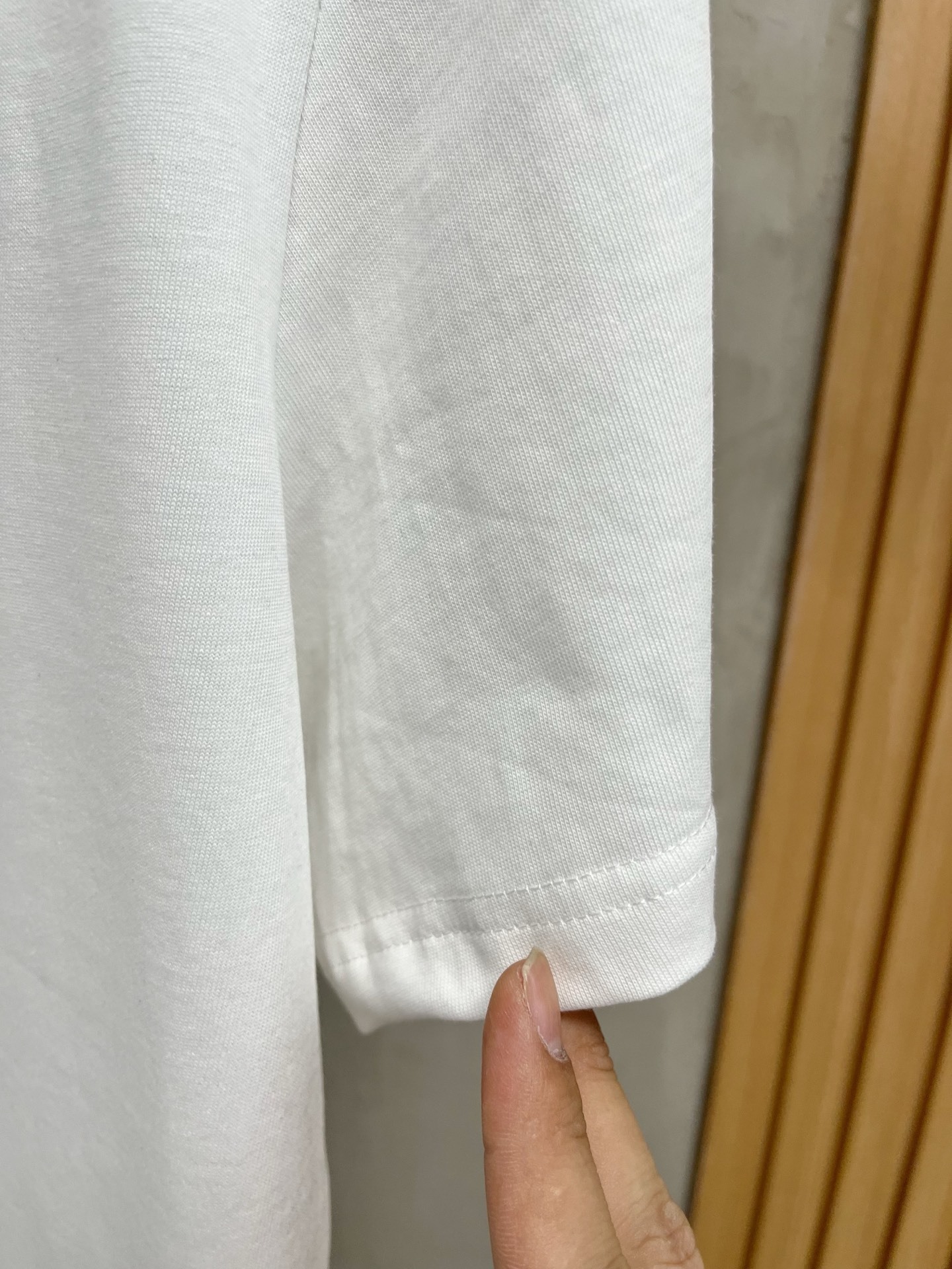 ヴェルサーチ「Versace」 2025SS プレミアムロゴTシャツ