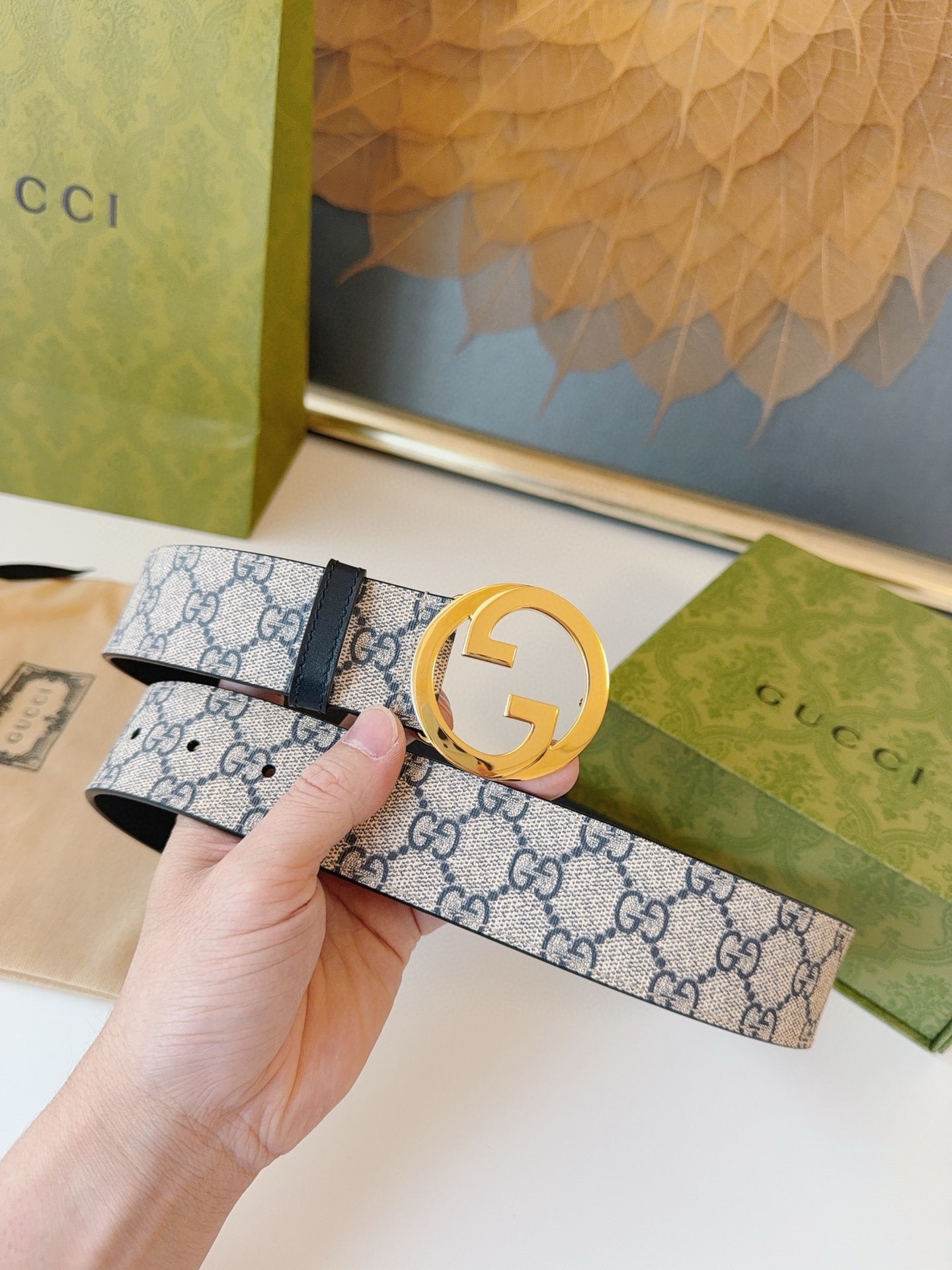 グッチ「Gucci」GGロゴ スピニングバックル レザーベルト100CM